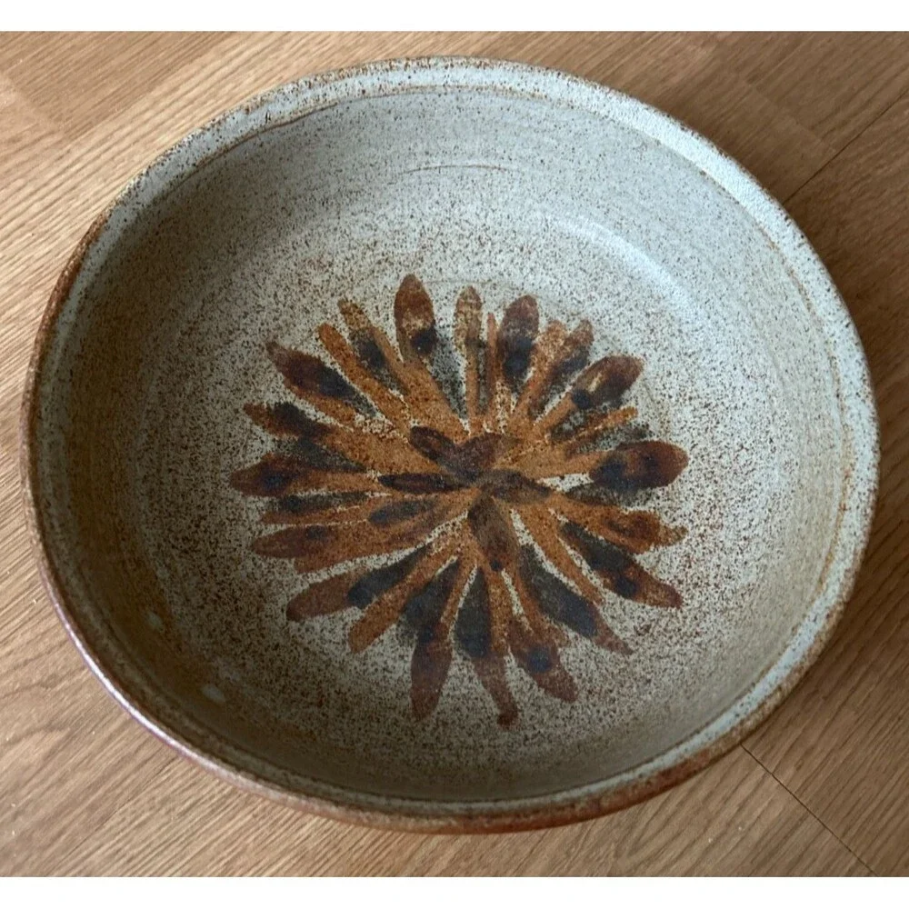 Signed WRW ’83 Studio Art Pottery Stoneware Bowl, Hand-Thrown, Floral/Sunburst